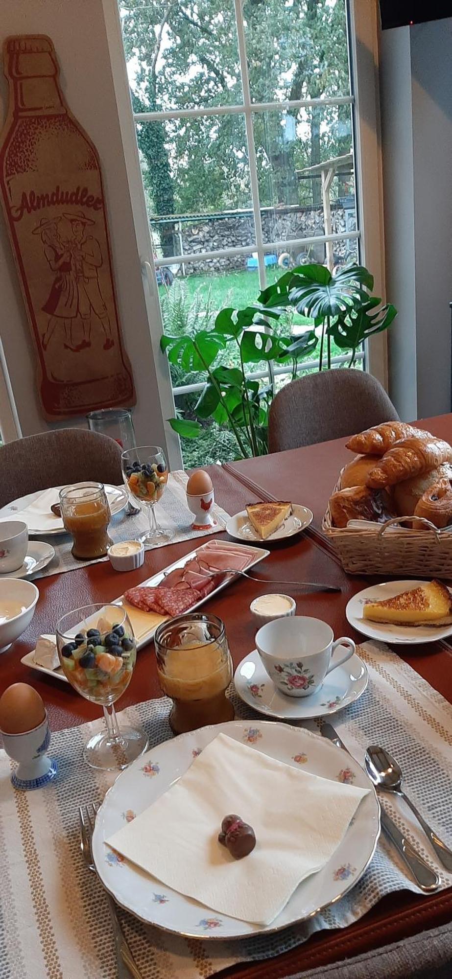 B & B Victors Hof, Met Zwemvijver In Landelijke Setting Lievegem Kültér fotó